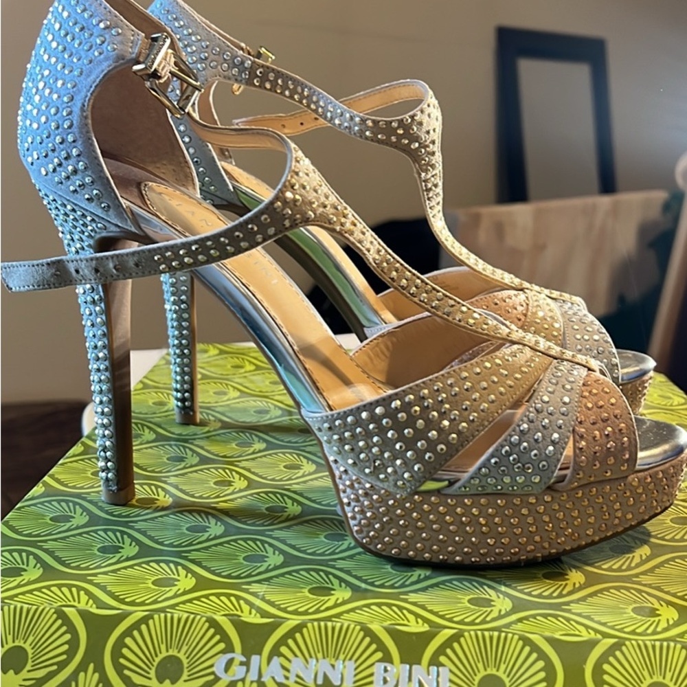 Multi color beaded fashion heels.